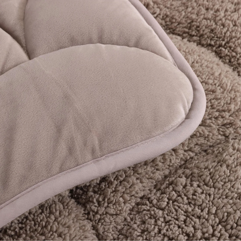 taupe4.jpg.webp