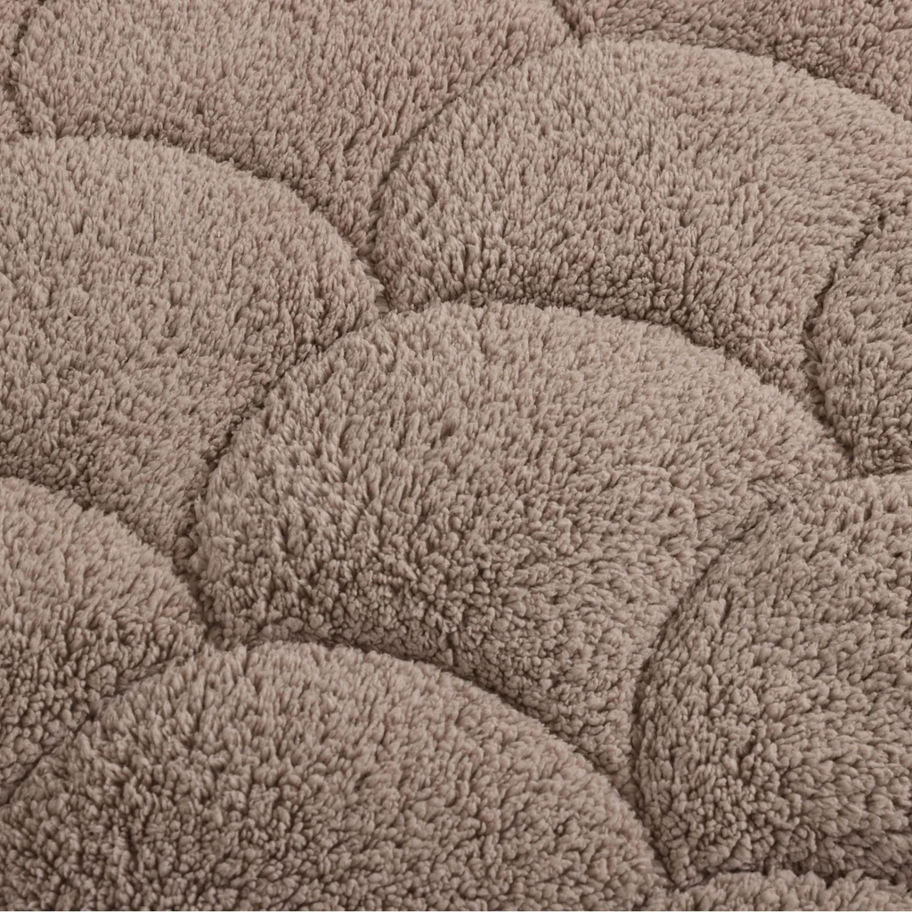 taupe3.jpg.webp